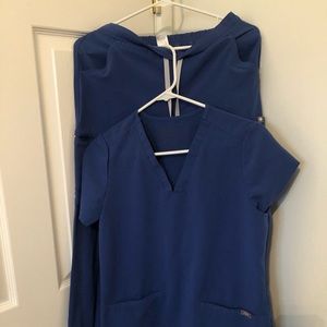 💕Final Price Reduce Figs scrub set: Yolanda skinny & Catarina 3 pockets💕